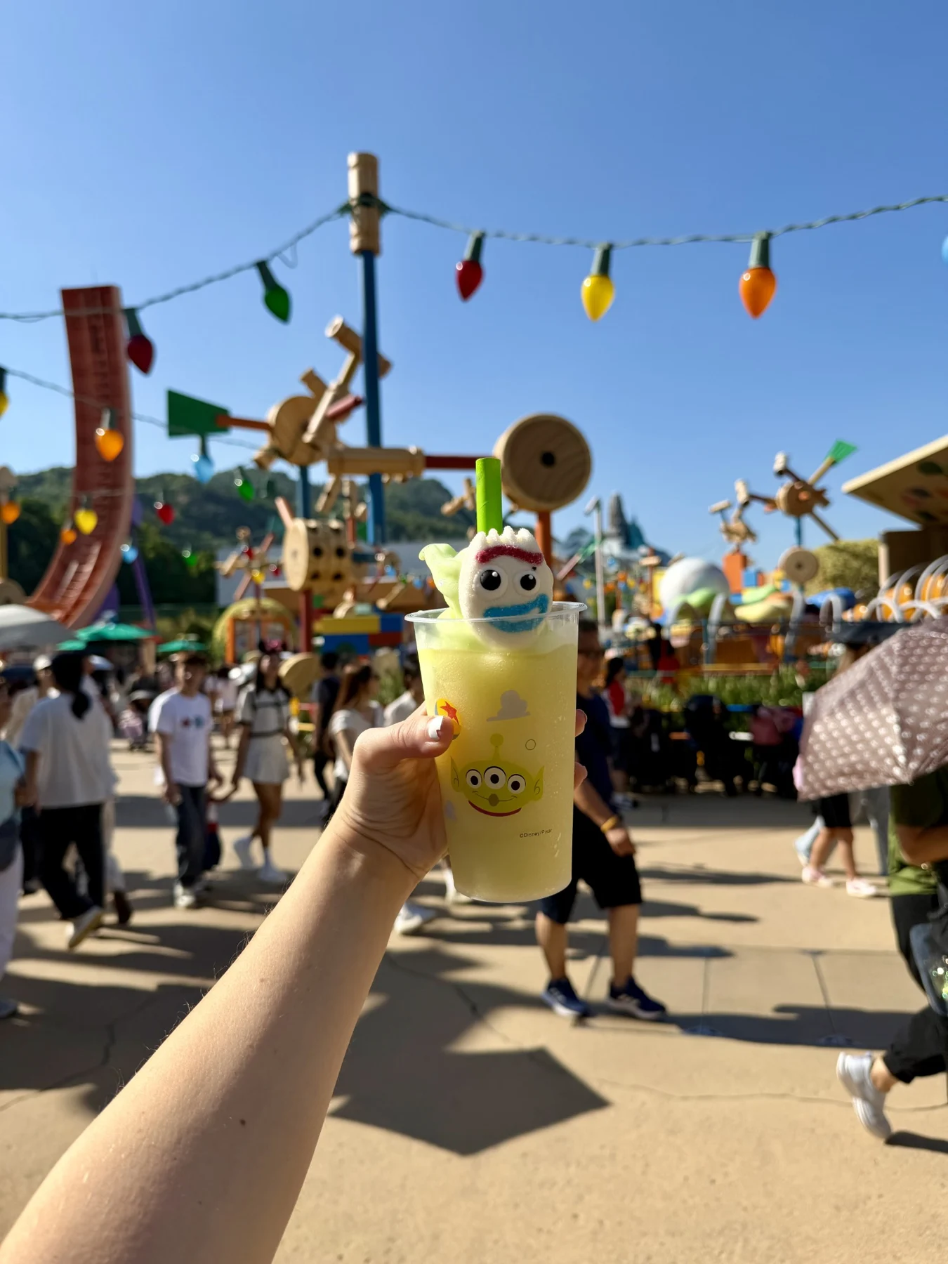 Una pausa en Toy Story Land.