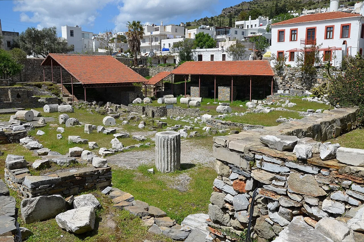 Restos del Mausoleo de Halicarnaso en Bodrum.